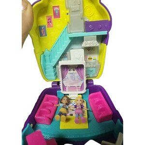 Polly Pocket Sweet Treat Cupcake Cafe Compact W/2 Micro Figures